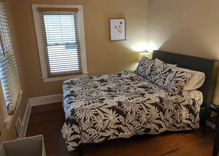 Ohio Ave 3 Bed House Historic Downtown Loveland